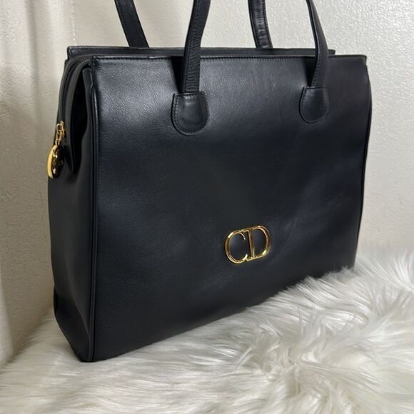 💯Authentic Christian Dior Tote Handbag 🍀 - Picture 6 of 15